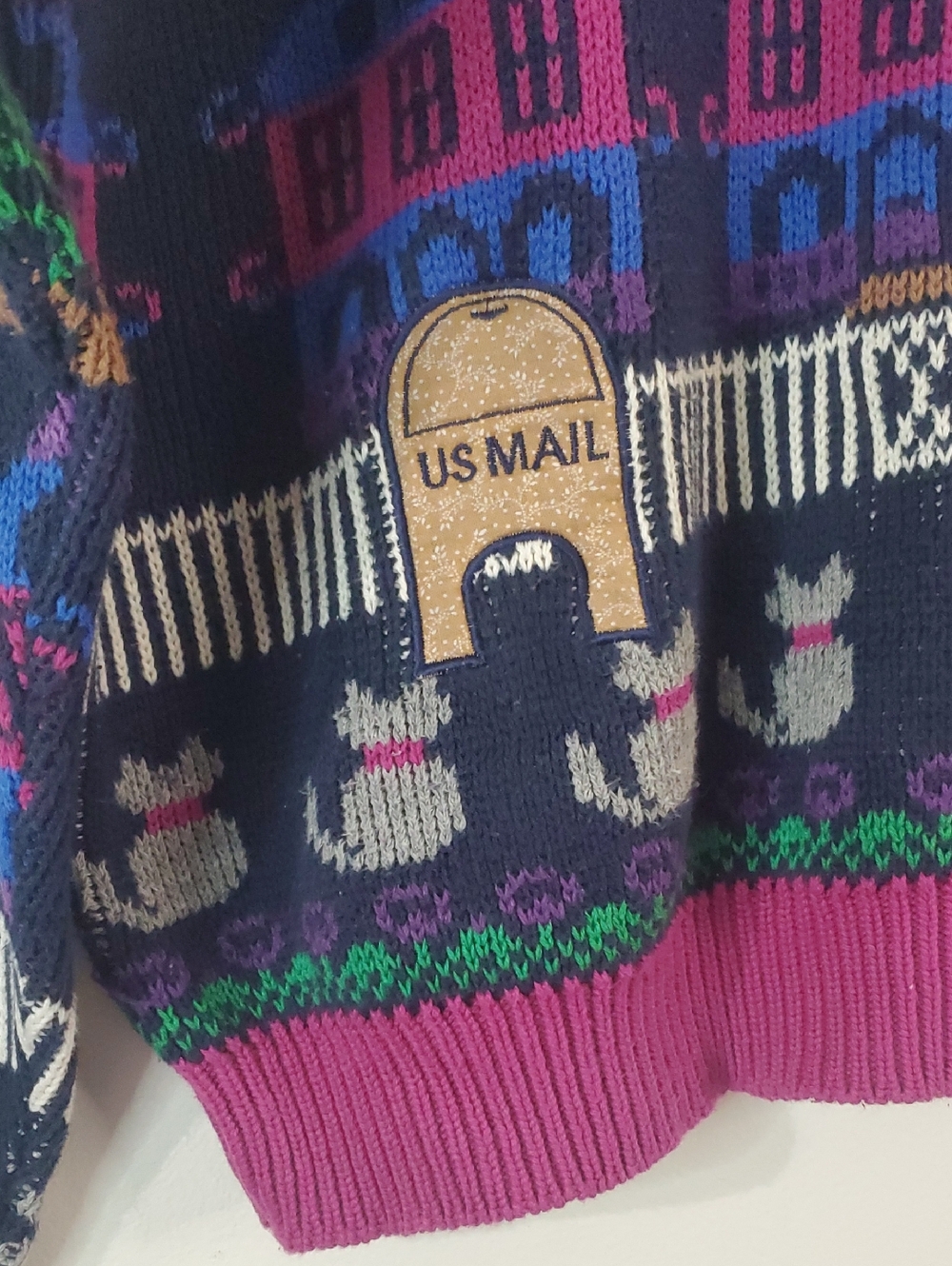 Vintage 80s Sutton Place Cats Village Motif Women’s Sweater Novelty - Picture 2 of 11